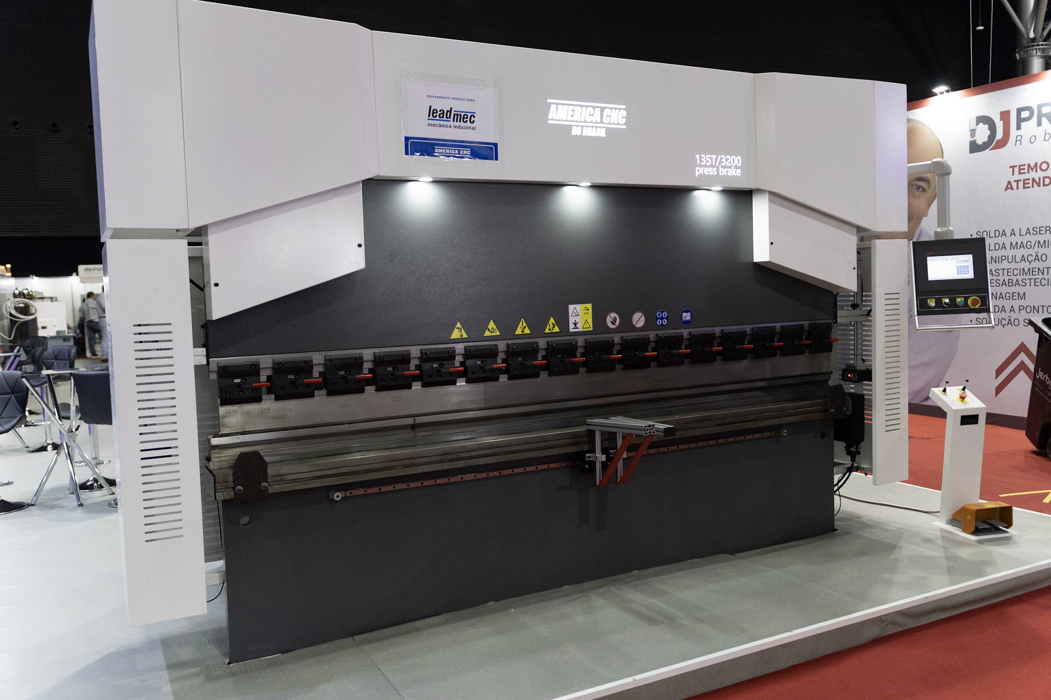 Dobradeira CNC ESA 2D - Miniatura 2